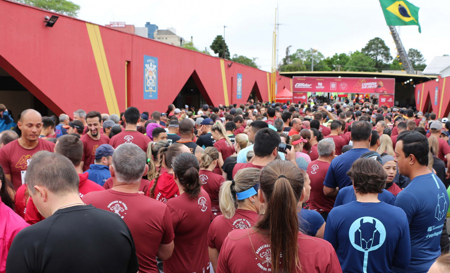Curitiba, 06 de Outubro de 2019. 4ª Edição Corrida de Fogo do Corpo de Bombeiros..Foto:Soldado Fernando Chauchuti