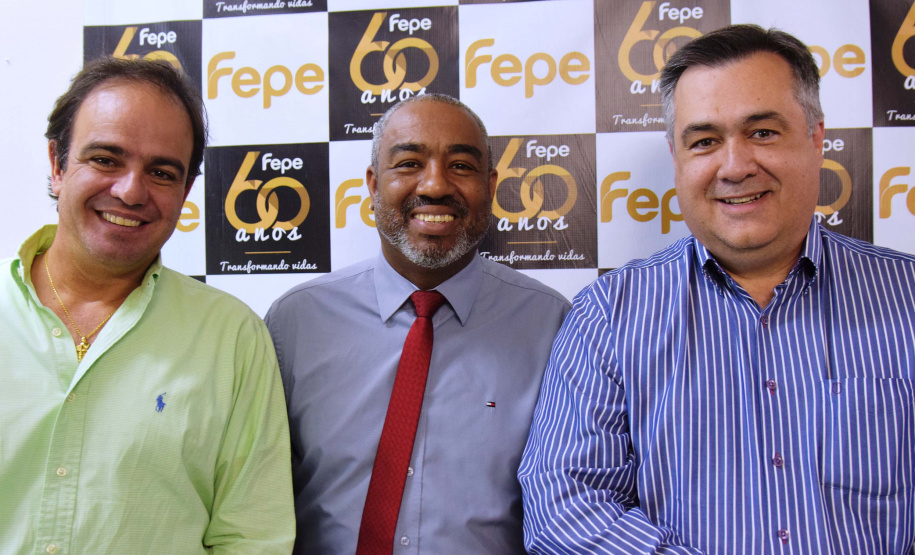 O Paraná ampliou em 17% o número de Teste da Mãezinha em 2019, em comparação aos dois últimos anos. De janeiro até 30 de setembro, 51.191 mulheres fizeram o procedimento para identificação de situações que podem levar risco à gestação e ao parto prematuro, a exemplo da doença falciforme e a talassemia. A coleta de sangue para o exame é recomendada a partir do primeiro trimestre da gravidez. Foto: Divulgação/SESA