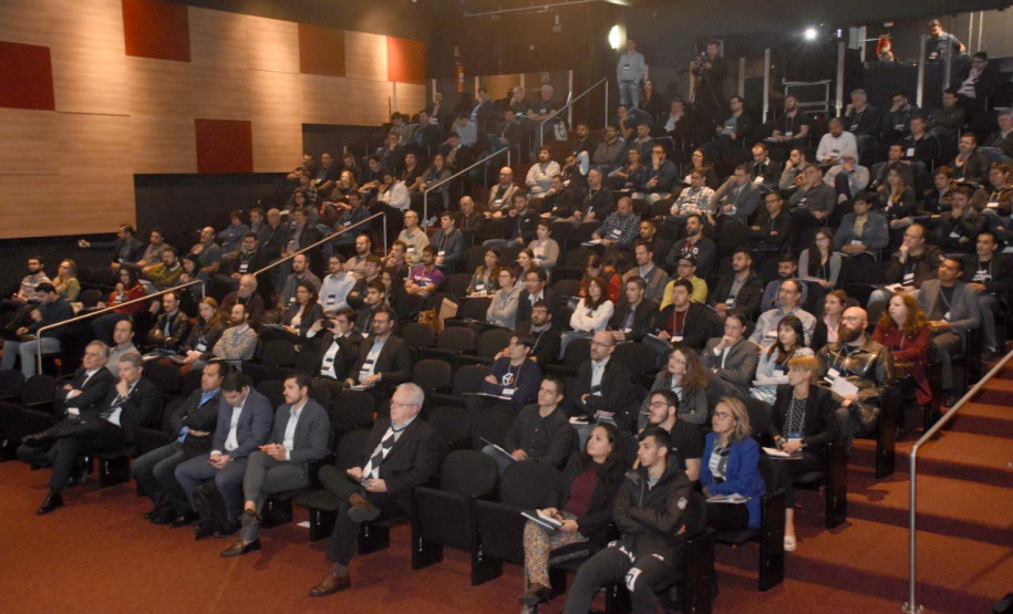 Especialistas debatem avanços na área de ciência de dados. Foto: Divulgação/SETI