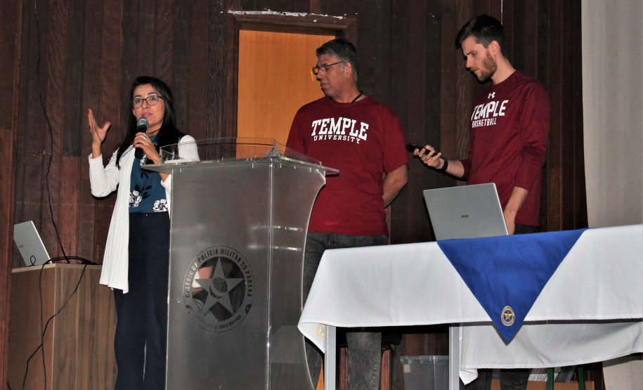 58 professores intercambistas da Secretaria de Estado da Educação e do Esporte participaram nesta segunda (7) e terça-feira (8), em Curitiba, do I Encontro Estadual de Capacitação de Professores no Exterior – Estados Unidos e Canadá, organizado pelo Departamento de Desenvolvimento Curricular da secretaria. Foto: Divulgação/SEED