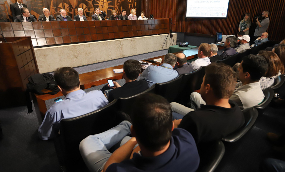 O secretário de Agricultura e Abastecimento Norberto Ortigara, participa da Audiência Pública que trata da incorporação da Emater, CPRA, Codapar e do Iapar, na Assembleia Legislativa.Curitiba, 09-10-19.Foto: Arnaldo Alves / AEN.