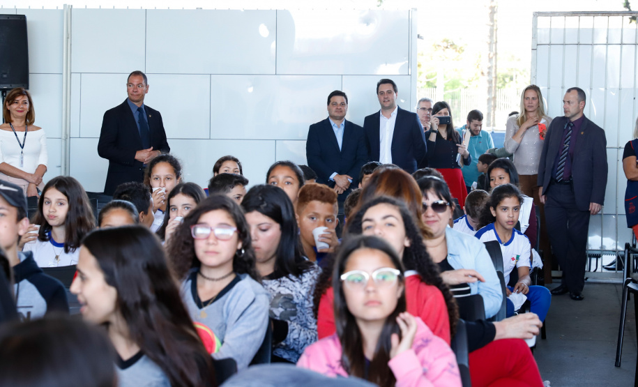 O governador Carlos Massa Ratinho Junior lança nesta quarta-feira (09) o projeto Cinema na Praça, que beneficiará cidades com até dez mil habitantes que não têm cinemas de rua ou em centros comerciais, no Palácio Iguaçu, em Curitiba.  09/10/2019