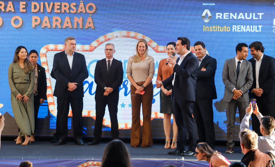 O governador Carlos Massa Ratinho Junior lança nesta quarta-feira (09) o projeto Cinema na Praça, que beneficiará cidades com até dez mil habitantes que não têm cinemas de rua ou em centros comerciais, no Palácio Iguaçu, em Curitiba.  09/10/2019