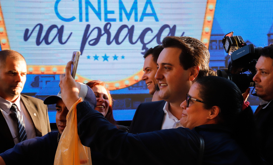 O governador Carlos Massa Ratinho Junior lança nesta quarta-feira (09) o projeto Cinema na Praça, que beneficiará cidades com até dez mil habitantes que não têm cinemas de rua ou em centros comerciais, no Palácio Iguaçu, em Curitiba.  09/10/2019