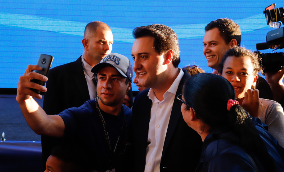 O governador Carlos Massa Ratinho Junior lança nesta quarta-feira (09) o projeto Cinema na Praça, que beneficiará cidades com até dez mil habitantes que não têm cinemas de rua ou em centros comerciais, no Palácio Iguaçu, em Curitiba.  09/10/2019