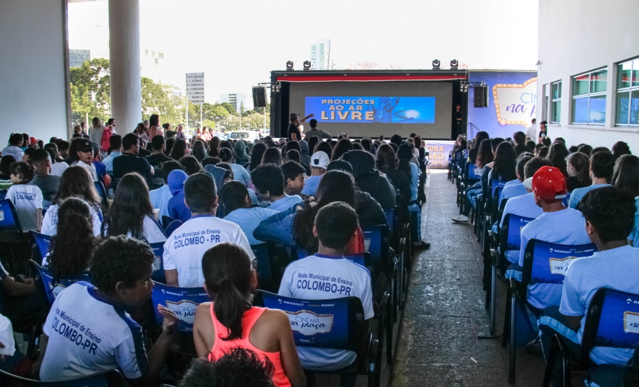 O governador Carlos Massa Ratinho Junior lança nesta quarta-feira (09) o projeto Cinema na Praça, que beneficiará cidades com até dez mil habitantes que não têm cinemas de rua ou em centros comerciais, no Palácio Iguaçu, em Curitiba. 09/10/2019