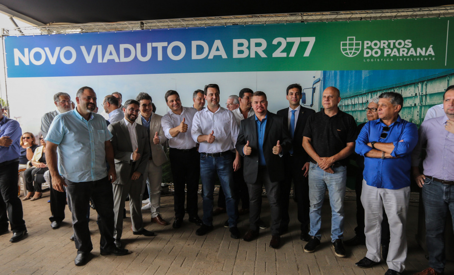 O governador Carlos Massa Ratinho Júnior inaugura nesta quinta-feira (10) , o viaduto da BR-277 e as obras de ampliação do Terminal de Contêineres de Paranaguá (TCP).Paranaguá, 09/10/2019 -  Foto: Geraldo Bubniak/AEN