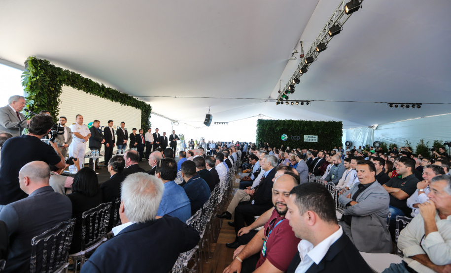 O governador Carlos Massa Ratinho Júnior inaugura nesta quinta-feira (10) , o viaduto da BR-277 e as obras de ampliação do Terminal de Contêineres de Paranaguá (TCP).Paranaguá, 09/10/2019 -  Foto: Geraldo Bubniak/AEN