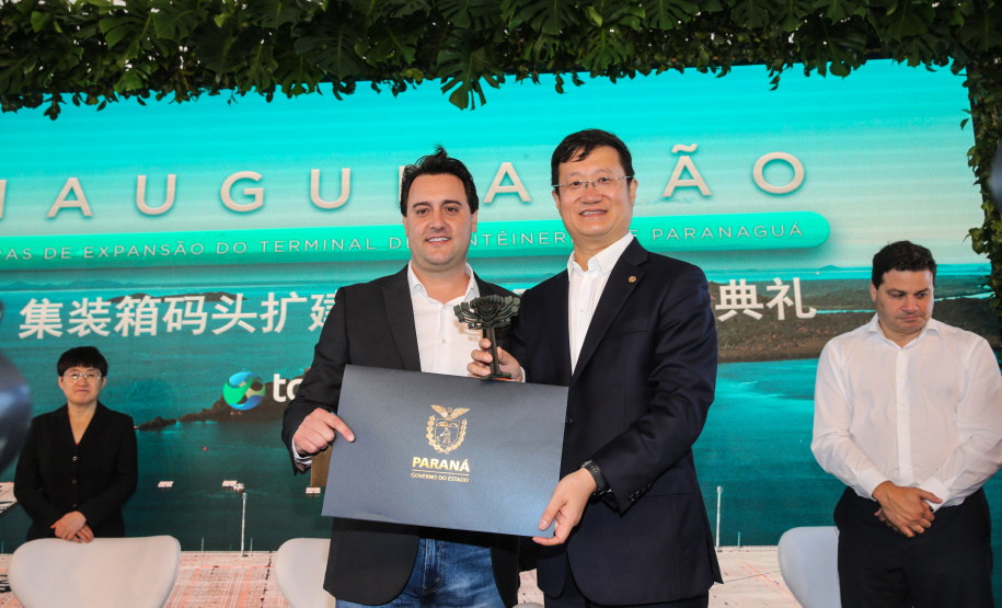 O governador Carlos Massa Ratinho Júnior inaugura nesta quinta-feira (10) , o viaduto da BR-277 e as obras de ampliação do Terminal de Contêineres de Paranaguá (TCP).Paranaguá, 09/10/2019 -  Foto: Geraldo Bubniak/AEN