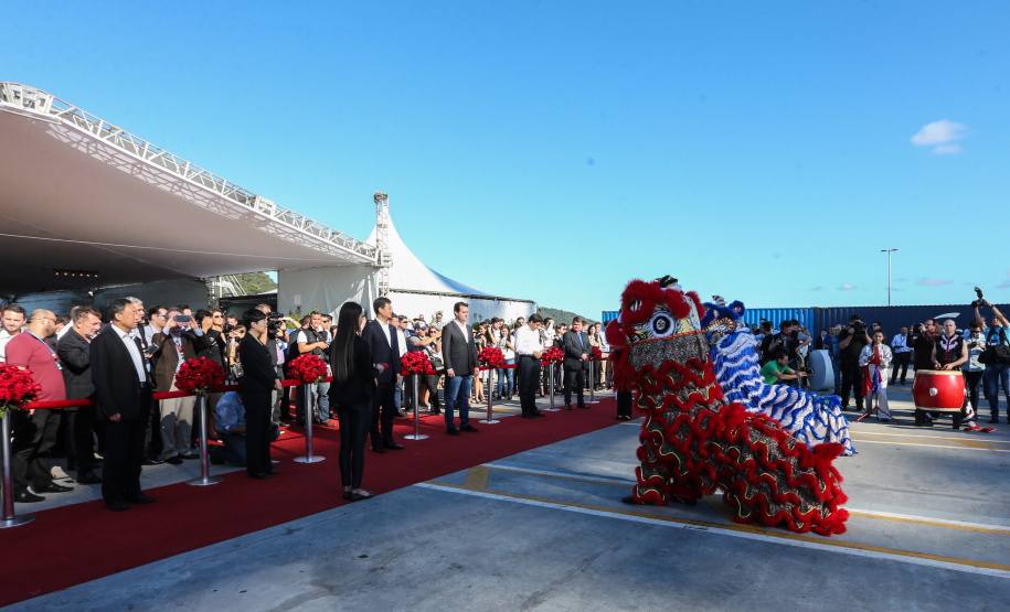 O governador Carlos Massa Ratinho Júnior inaugura nesta quinta-feira (10) , o viaduto da BR-277 e as obras de ampliação do Terminal de Contêineres de Paranaguá (TCP).Paranaguá, 09/10/2019 -  Foto: Geraldo Bubniak/AEN