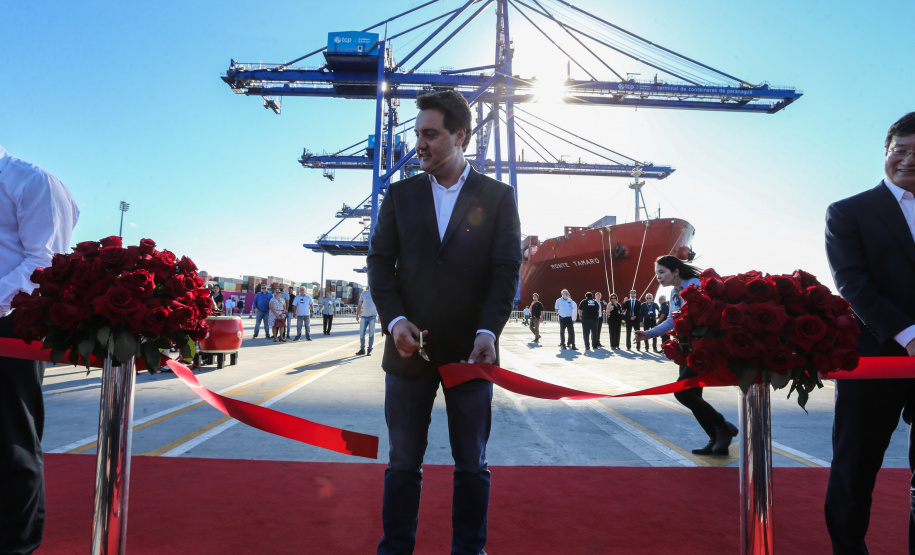 O governador Carlos Massa Ratinho Júnior inaugura nesta quinta-feira (10) , o viaduto da BR-277 e as obras de ampliação do Terminal de Contêineres de Paranaguá (TCP).Paranaguá, 09/10/2019 -  Foto: Geraldo Bubniak/AEN