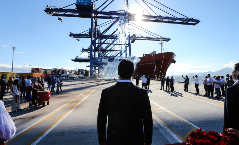 O governador Carlos Massa Ratinho Júnior inaugura nesta quinta-feira (10) , o viaduto da BR-277 e as obras de ampliação do Terminal de Contêineres de Paranaguá (TCP).Paranaguá, 09/10/2019 -  Foto: Geraldo Bubniak/AEN