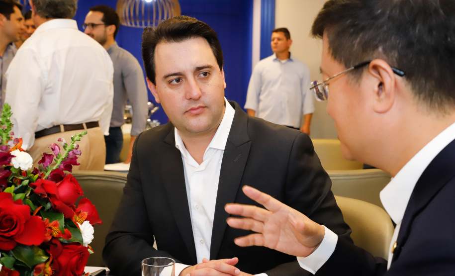 O Paraná passou a ter o maior terminal portuário em movimentação de contêineres do País