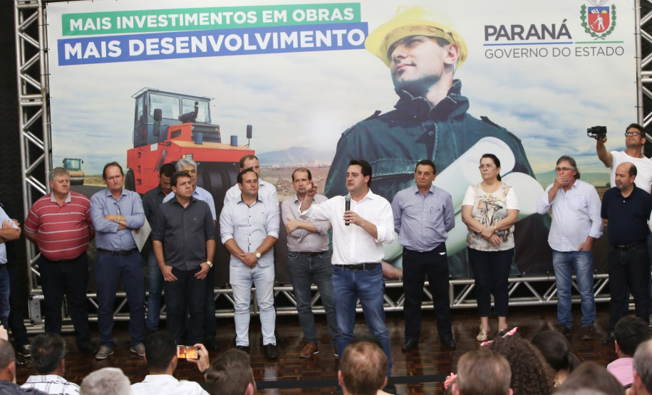 O Governo do Estado confirmou nesta quinta-feira (10) a liberação de R$ 6,3 milhões para nove municípios da Região Oeste do Paraná