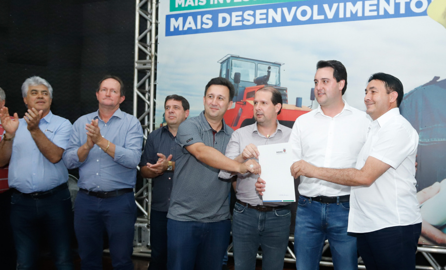 O Governo do Estado confirmou nesta quinta-feira (10) a liberação de R$ 6,3 milhões para nove municípios da Região Oeste do Paraná