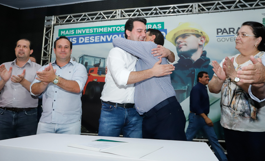 O Governo do Estado confirmou nesta quinta-feira (10) a liberação de R$ 6,3 milhões para nove municípios da Região Oeste do Paraná