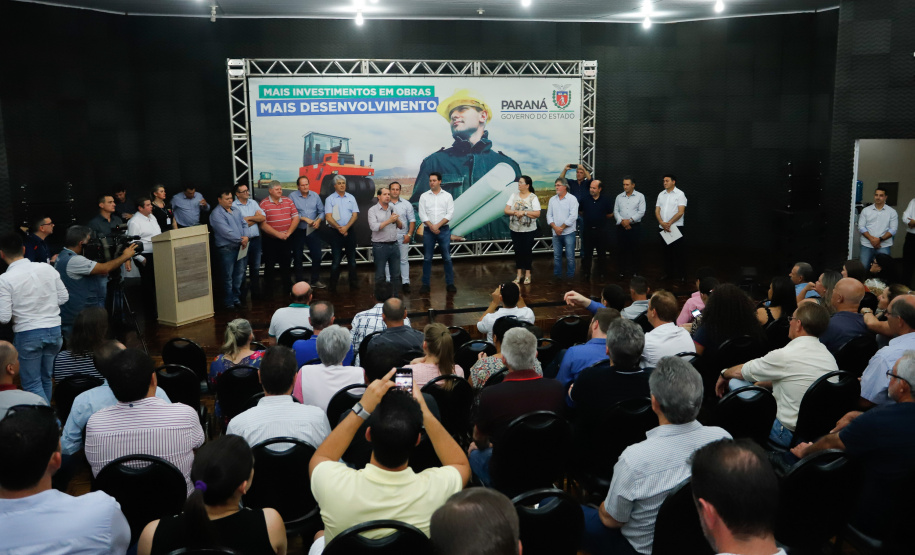 O Governo do Estado confirmou nesta quinta-feira (10) a liberação de R$ 6,3 milhões para nove municípios da Região Oeste do Paraná