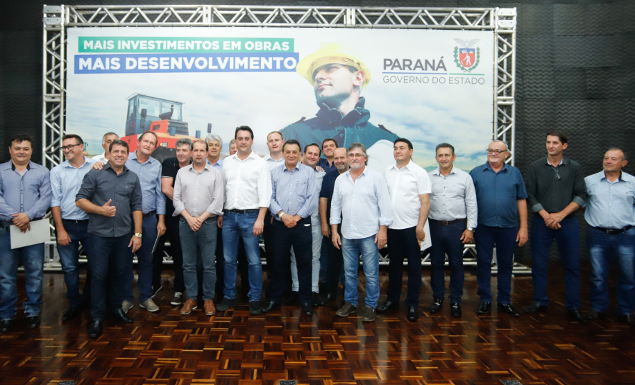 O Governo do Estado confirmou nesta quinta-feira (10) a liberação de R$ 6,3 milhões para nove municípios da Região Oeste do Paraná