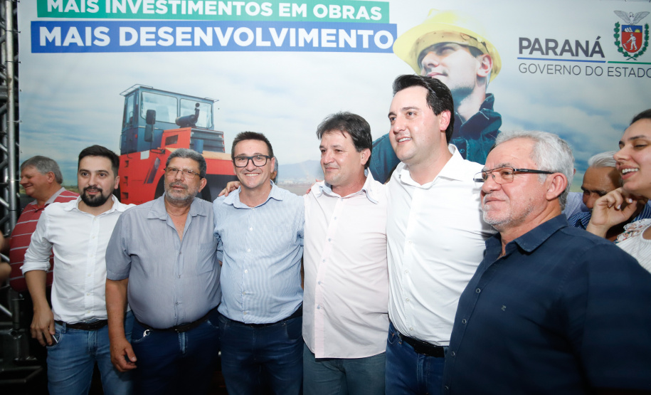 O Governo do Estado confirmou nesta quinta-feira (10) a liberação de R$ 6,3 milhões para nove municípios da Região Oeste do Paraná