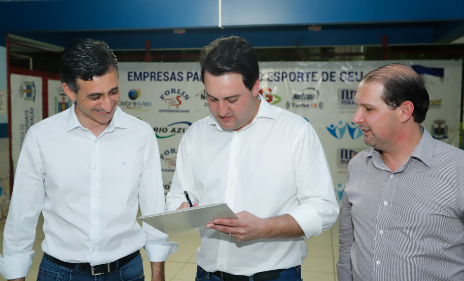 O Governo do Estado confirmou nesta quinta-feira (10) a liberação de R$ 6,3 milhões para nove municípios da Região Oeste do Paraná