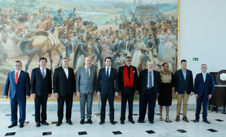 Governador Carlos Massa Ratinho Junior recebe os Ministros da Cultura do BRICS.