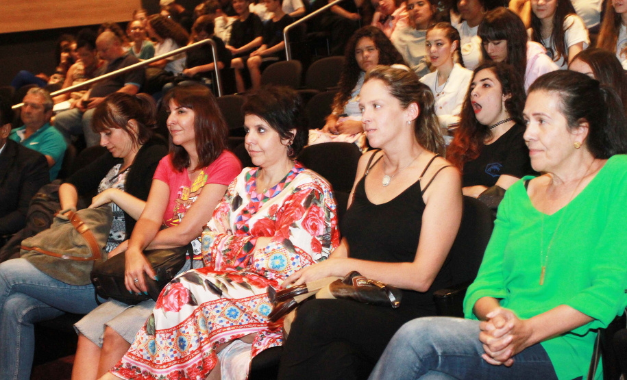 A Secretaria de Estado da Justiça, Família e Trabalho promoveu na Semana da Criança o ‘Seminário Reconecte – Criança, Adolescente e Família na Era Digital’, com o objetivo de orientar os jovens sobre os cuidados que devem ser tomados em relação aos crimes cibernéticos. Foto: Divulgação/SEJUF