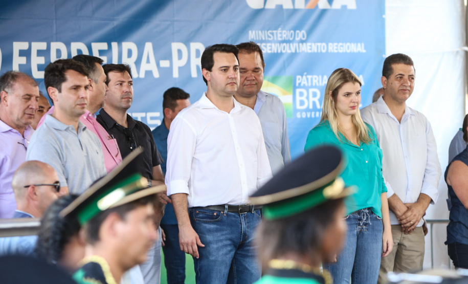 O governador Carlos Massa Ratinho Junior entrega nesta sexta-feira (11) moradias populares em Prado Ferreira. As moradias fazem parte de um projeto integrado do Governo do Estado com o Governo Federal e o município. Foto: Gilson Abreu/AEN