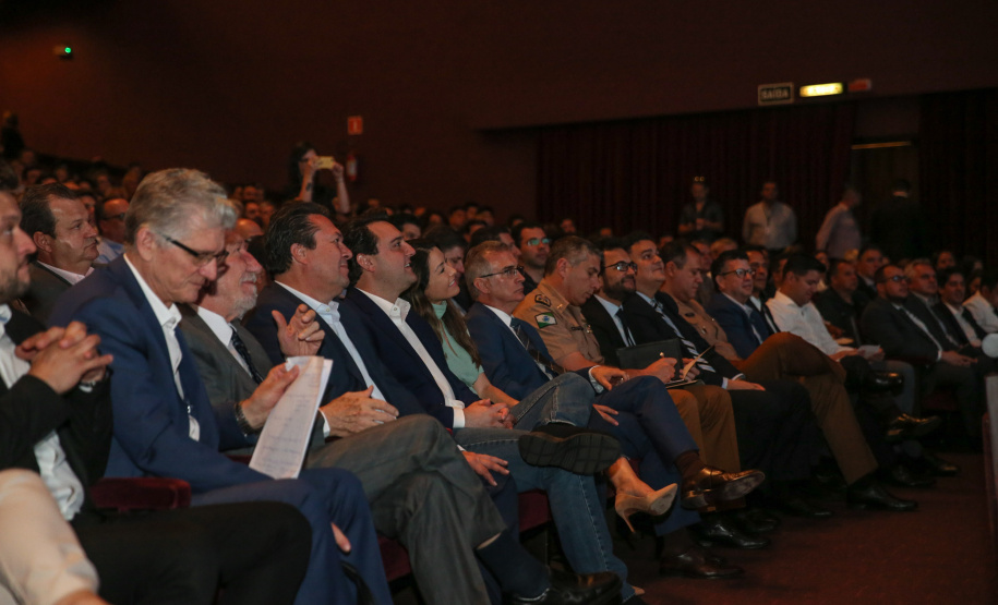 O governador Carlos Massa Ratinho Junior lança nesta quarta-feira (09) evento Governo 5.0 - Inovação a Serviço da População, Como Fazer Diferente,Como Pensar Diferente, no Teatro Guaira em Curitiba.  14/10/2019 - Foto: Geraldo Bubniak/AEN