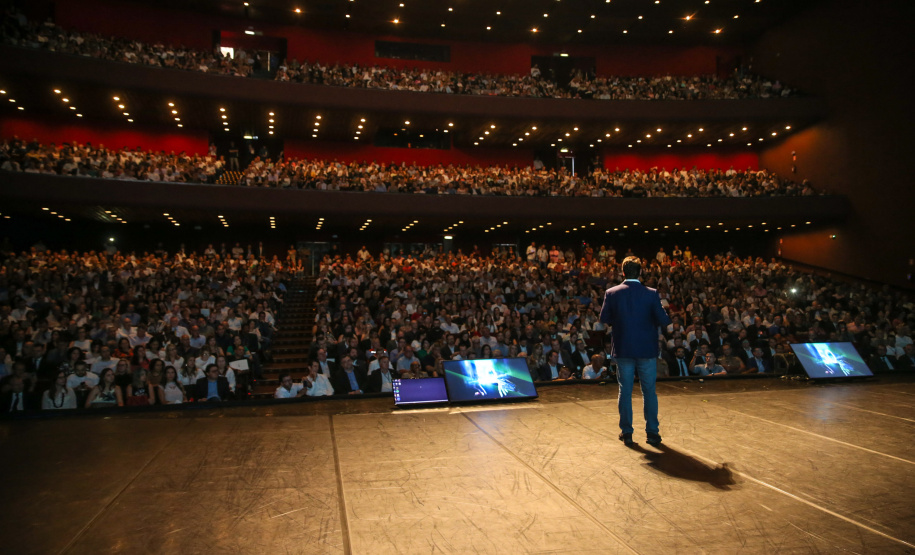 O governador Carlos Massa Ratinho Junior lança nesta quarta-feira (09) evento Governo 5.0 - Inovação a Serviço da População, Como Fazer Diferente,Como Pensar Diferente, no Teatro Guaira em Curitiba.  14/10/2019 - Foto: Geraldo Bubniak/AEN