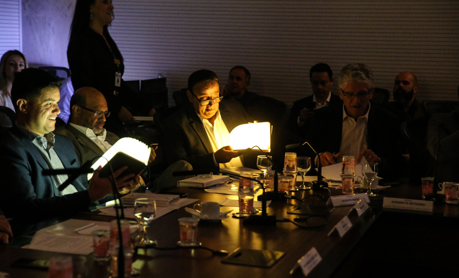 O governador Carlos Massa Ratinho Junior participa nesta terça-feira (15) da reunião com a equipe de governo.  15/10/2019 - Foto: Geraldo Bubniak/AEN