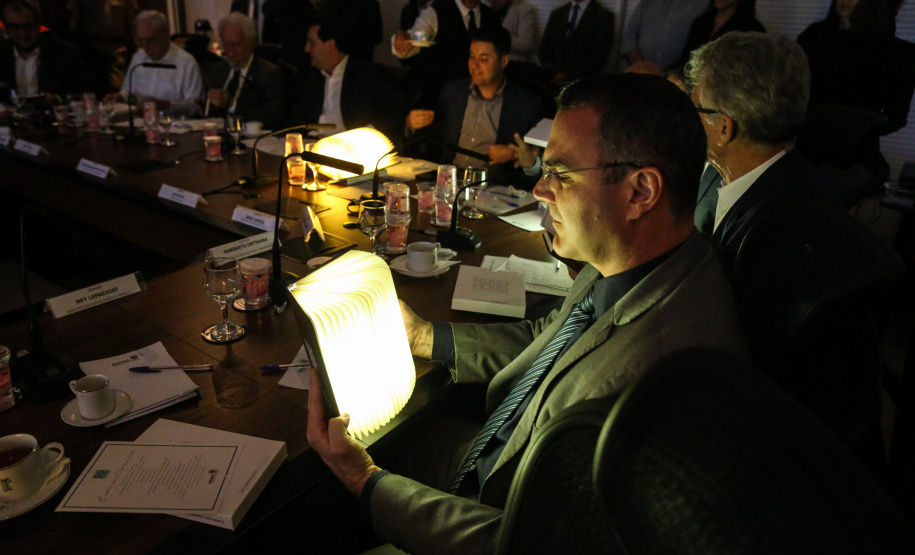 O governador Carlos Massa Ratinho Junior participa nesta terça-feira (15) da reunião com a equipe de governo.  15/10/2019 - Foto: Geraldo Bubniak/AEN