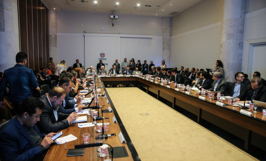 O governador Carlos Massa Ratinho Junior participa nesta terça-feira (15) da reunião com a equipe de governo.  15/10/2019 - Foto: Geraldo Bubniak/AEN