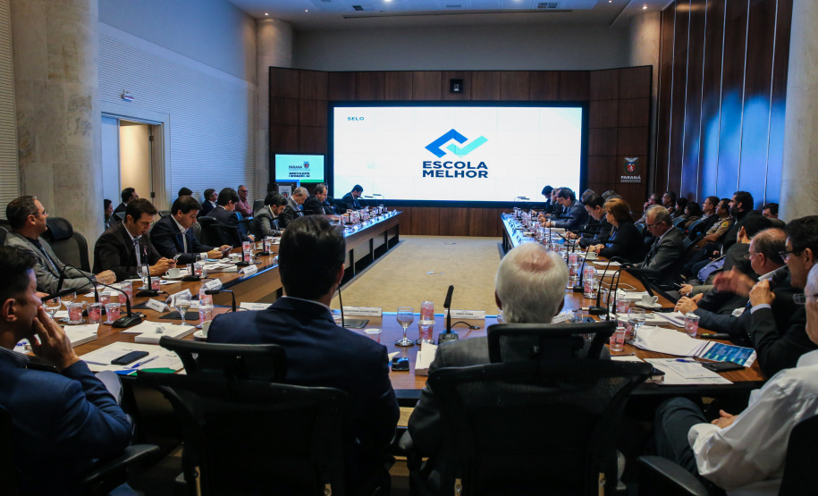 O governador Carlos Massa Ratinho Junior participa nesta terça-feira (15) da reunião com a equipe de governo.  15/10/2019 - Foto: Geraldo Bubniak/AEN