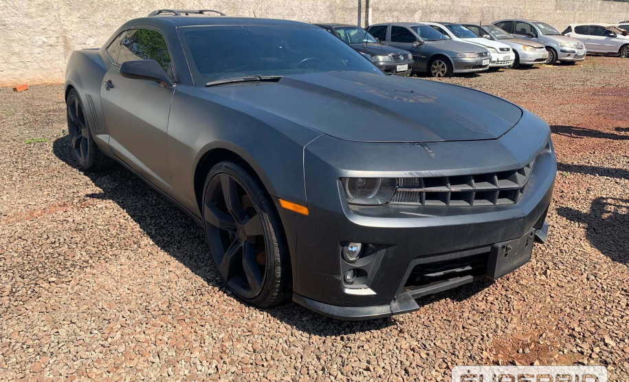 O Paraná será o primeiro estado a sediar uma série de cinco leilões de veículos apreendidos em processos judiciais envolvendo tráfico de drogas, cujos recursos serão destinados ao combate ao narcotráfico. O certame que inclui 20 veículos acorrerá nesta quarta-feira (16), às 14 horas, no auditório da Polícia Federal em Foz do Iguaçu, e poderá ser acompanhado em tempo real pela internet. Foto: Divulgação / Site da leiloeira