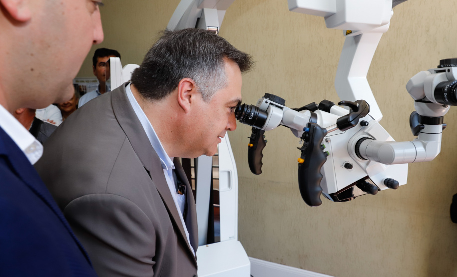 Londrina, na região Norte, vai fortalecer ainda mais o atendimento na área de saúde com o apoio do Governo do Estado. Nesta quarta-feira (16), o governador Carlos Massa Ratinho Junior entregou a última etapa das obras de modernização física da Santa Casa de Londrina.