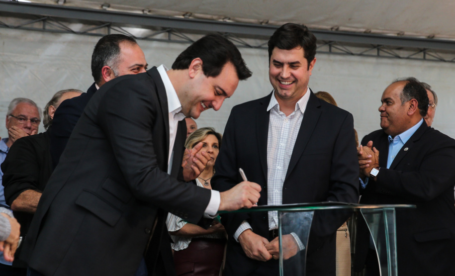 O governador Carlos Massa Ratinho Júnior inaugura nesta quarta-feira (16),   a reforma do pronto-socorro do Hospital São Vicente de Paulo, de Guarapuava (região central). Guarapuava, 16/10/2019 -  Foto: Geraldo Bubniak/AEN