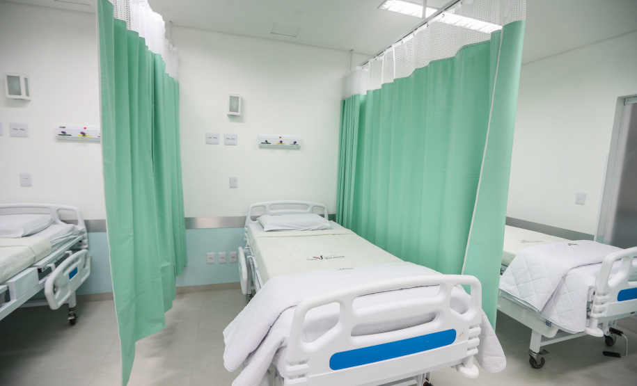 O governador Carlos Massa Ratinho Júnior inaugura nesta quarta-feira (16),   a reforma do pronto-socorro do Hospital São Vicente de Paulo, de Guarapuava (região central). Guarapuava, 16/10/2019 -  Foto: Geraldo Bubniak/AEN