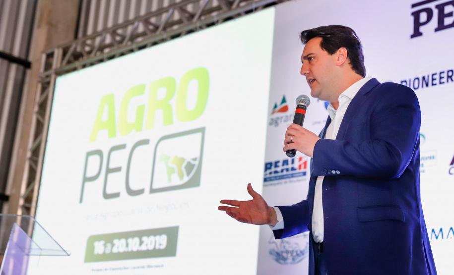 O governador Carlos Massa Ratinho Júnior inaugurou nesta quarta-feira (16) o novo pronto-socorro do Hospital São Vicente de Paulo, em Guarapuava, que vai dobrar a capacidade de atendimento emergencial para 22 municípios do Centro-Sul do Estado, que abrangem 500 mil pessoas.