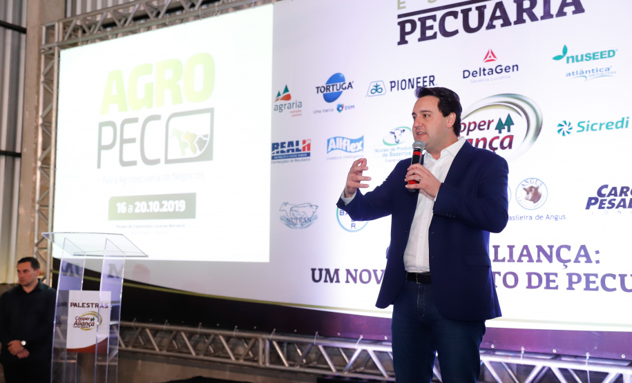 O governador Carlos Massa Ratinho Júnior inaugurou nesta quarta-feira (16) o novo pronto-socorro do Hospital São Vicente de Paulo, em Guarapuava, que vai dobrar a capacidade de atendimento emergencial para 22 municípios do Centro-Sul do Estado, que abrangem 500 mil pessoas.