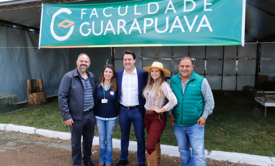 O governador Carlos Massa Ratinho Júnior inaugurou nesta quarta-feira (16) o novo pronto-socorro do Hospital São Vicente de Paulo, em Guarapuava, que vai dobrar a capacidade de atendimento emergencial para 22 municípios do Centro-Sul do Estado, que abrangem 500 mil pessoas.
