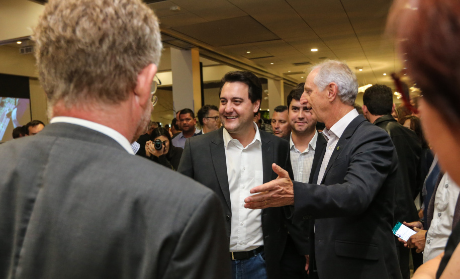 O governador Carlos Massa Ratinho Júnior participa nesta quarta-feira (16),  da inauguração da Akademie Ireks & Agrária, um centro de capacitação e desenvolvimento de novo empreendimento industrial instalado no distrito de Entre Rios.Guarapuava, 16/10/2019 -  Foto: Geraldo Bubniak/AEN