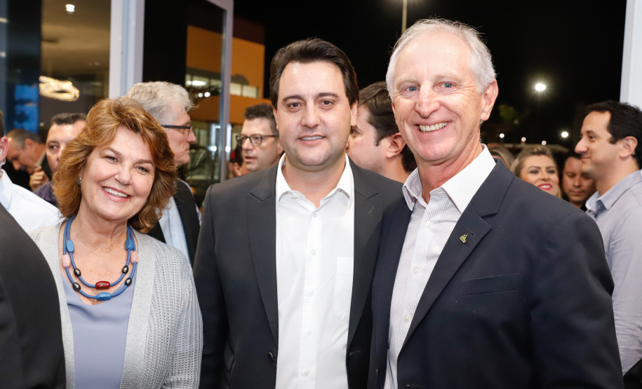 O governador Carlos Massa Ratinho Junior participou nesta quarta-feira (16) da inauguração do centro de treinamento e desenvolvimento de novos produtos para os segmentos de panificação e cervejaria Akademie Ireks & Agrária, em Guarapuava, no Centro-Sul do Estado. O centro é uma parceria entre a Ireks do Brasil (empresa de origem alemã) e a Cooperativa Agrária e foi idealizado para que os clientes dessas marcas possam testar e aprimorar seus produtos antes de lançá-los no mercado.