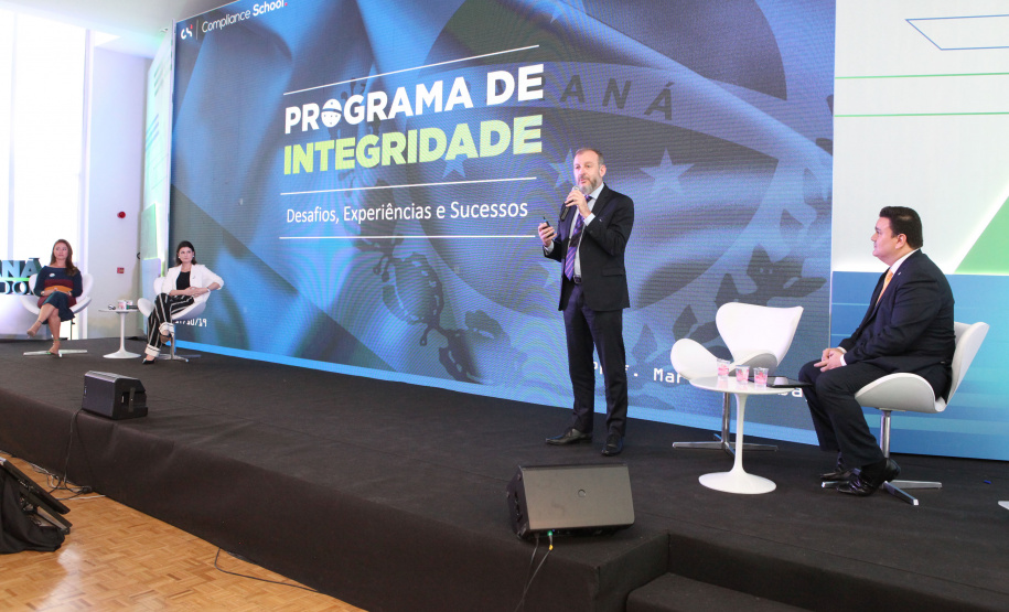 Uma das primeiras inovações do Governo do Estado foi a implantação do Programa de Integridade e Compliance, como lei estadual