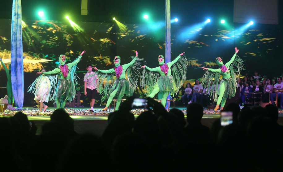 O governador Carlos Massa Ratinho Junior particiou nesta segunda-feira (21) do evento de premiação do Concurso Agrinho 2019. Promovido pela Federação da Agricultura do Paraná (Faep), com a parceria do Governo do Estado, o programa envolve, todo ano, aproximadamente 800 mil alunos e mais de 50 mil professores. Pinhais,21/10/2019 Foto:Jaelson Lucas / AEN
