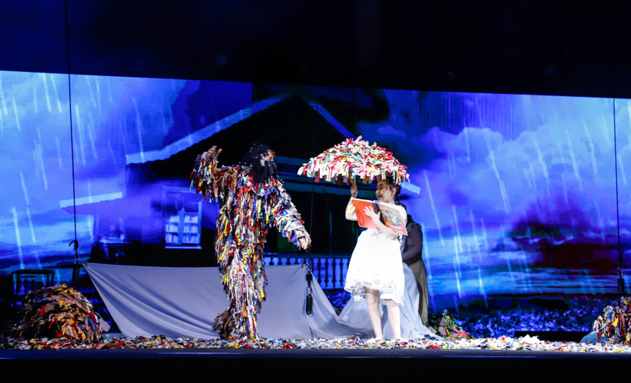 O Governo do Estado e a Federação da Agricultura do Estado do Paraná (Faep) renovaram nesta segunda-feira (21) o convênio para o programa Agrinho nas escolas estaduais do Paraná. O programa leva a escolas das redes públicas municipal e estadual atividades e materiais pedagógicos que tratam da preservação do meio ambiente, despertar da consciência de cidadania e questões que envolvem saúde e qualidade de vida.