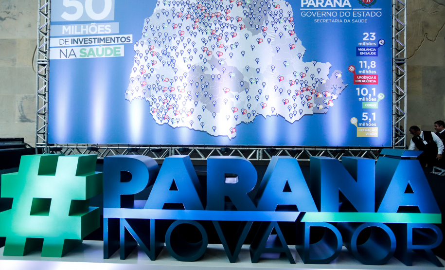 O governador Carlos Massa Ratinho Junior anuncia nesta segunda-feira (21) a liberação de R$ 50 milhões para ações da área da saúde. Curitiba, 21/10/2019