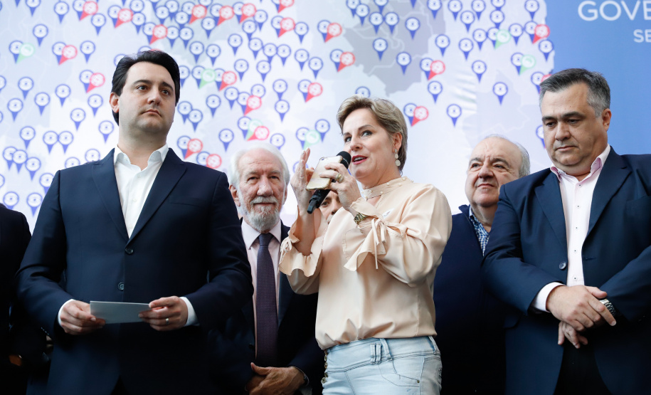 O governador Carlos Massa Ratinho Junior anuncia nesta segunda-feira (21) a liberação de R$ 50 milhões para ações da área da saúde. Curitiba, 21/10/2019