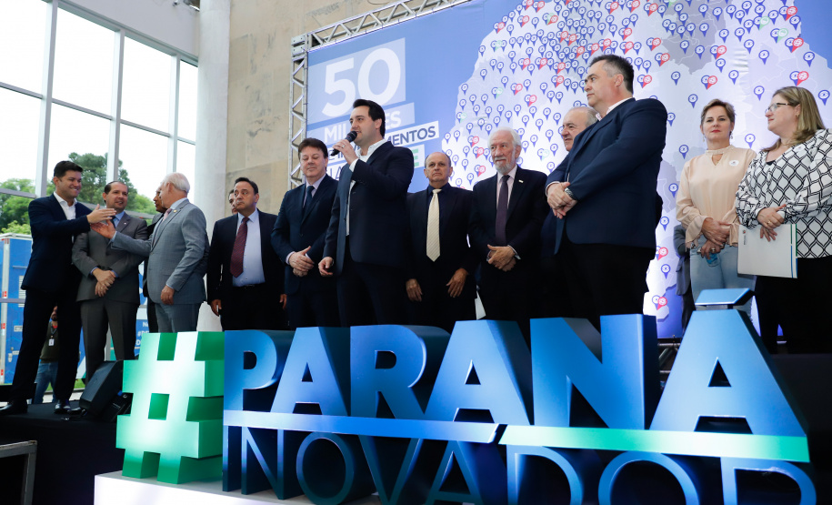 O governador Carlos Massa Ratinho Junior anuncia nesta segunda-feira (21) a liberação de R$ 50 milhões para ações da área da saúde. Curitiba, 21/10/2019