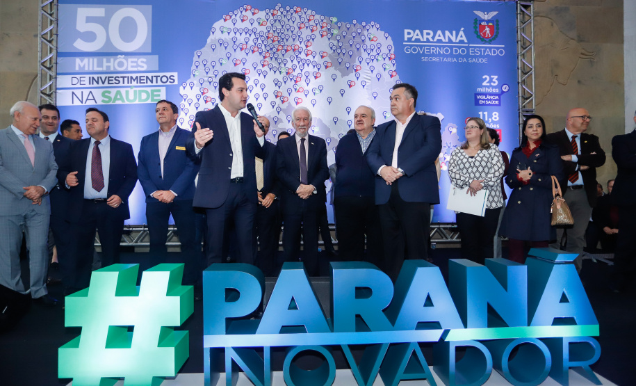 O governador Carlos Massa Ratinho Junior anuncia nesta segunda-feira (21) a liberação de R$ 50 milhões para ações da área da saúde. Curitiba, 21/10/2019