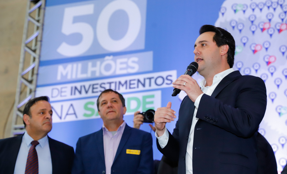 O governador Carlos Massa Ratinho Junior anuncia nesta segunda-feira (21) a liberação de R$ 50 milhões para ações da área da saúde. Curitiba, 21/10/2019